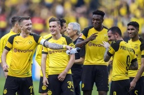 c7.app转会期尼斯备战德国杯；再遭质疑细节曝光；目标明确；更衣室氛围转暖的简单介绍